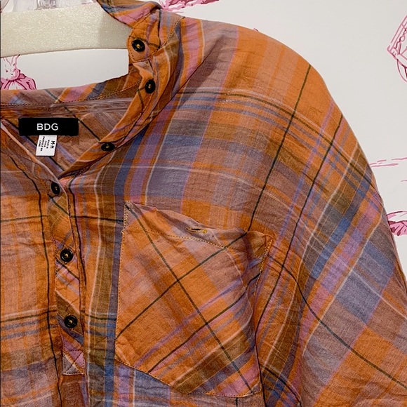 Urban Outfitters Flannel SOLD ON DIFFERENT APP - Picture 2 of 3